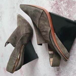 Elegant Suede Slingback Wedge Shoes